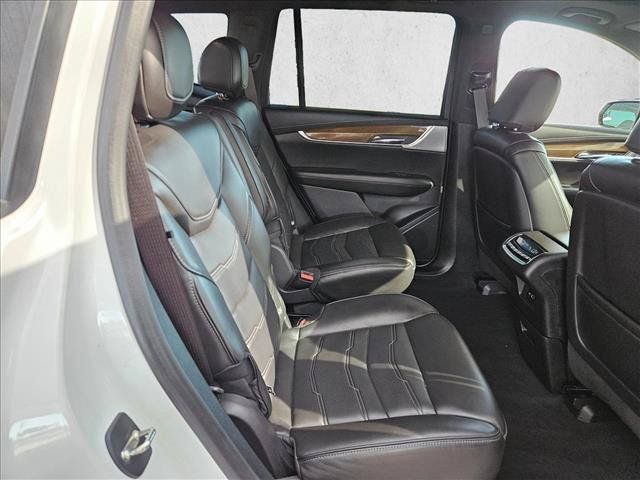 Used 2023 Cadillac XT6 Sport w/ Platinum Package AWD/4WD image 18