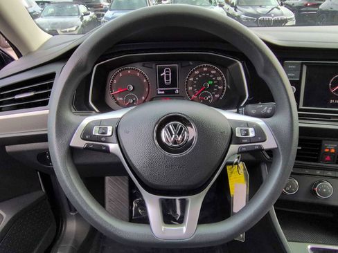 Used 2019 Volkswagen Jetta S w/ Driver Assistance Package image 22