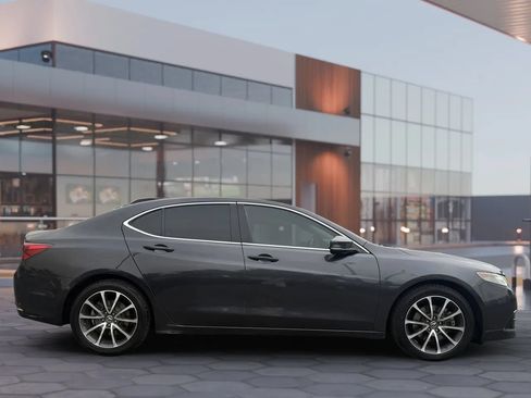 Used 2015 Acura TLX V6 w/ Technology Package FWD image 11