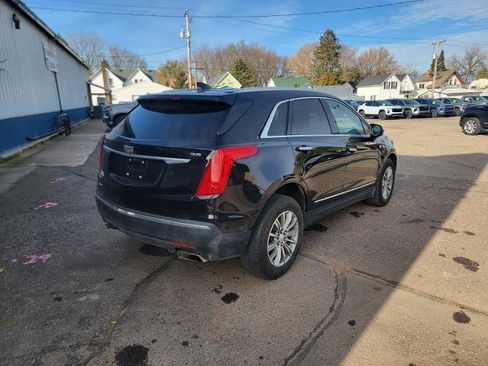 Used 2017 Cadillac XT5 Luxury w/ LPO, Wheel Lock Package image 4