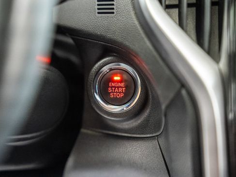 Used 2020 Subaru Ascent Touring AWD/4WD image 31