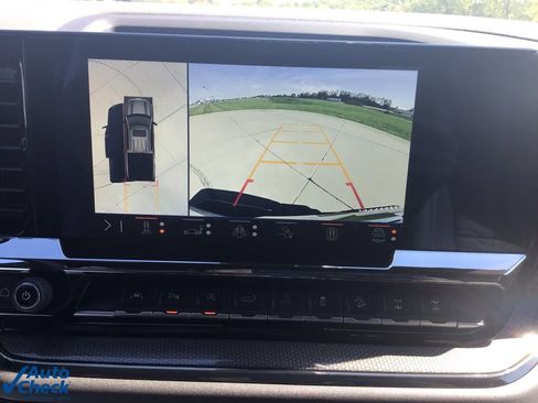 Used 2025 Chevrolet Silverado 1500 ZR2 w/ Technology Package image 53