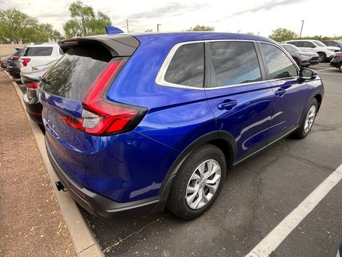 Used 2024 Honda CR-V LX image 4