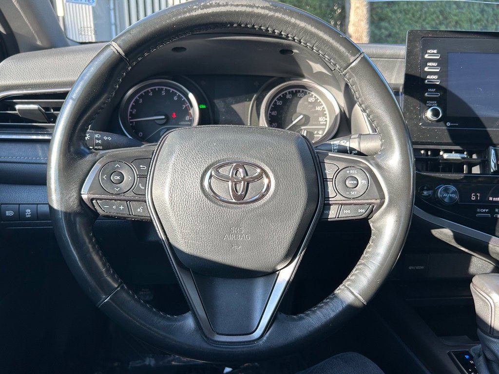 Used 2024 Toyota Camry SE w/ Cold Weather Package FWD image 18