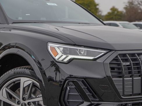 New 2025 Audi Q3 2.0T Premium image 2