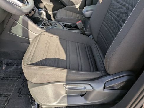 Used 2022 Volkswagen Tiguan S FWD image 18