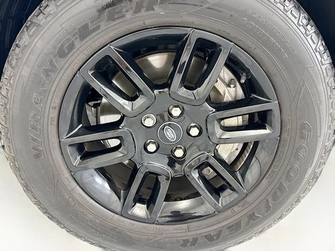 Used 2024 Land Rover Defender 130 S AWD/4WD image 29