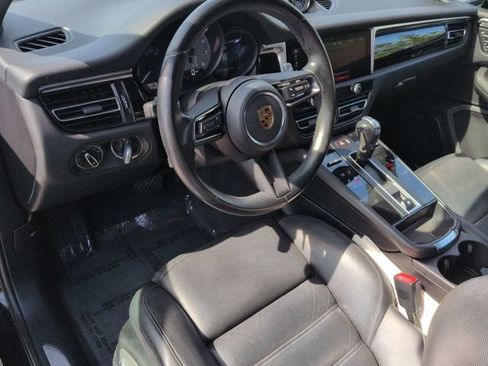 Used 2022 Porsche Macan S AWD/4WD image 10