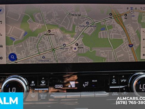 Used 2023 Toyota Highlander Limited image 35