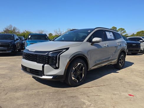 New 2026 Kia Sportage SX FWD image 4