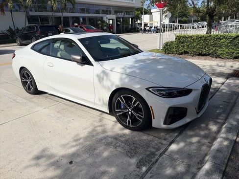 Used 2022 BMW M440i Coupe w/ Premium Package RWD image 2
