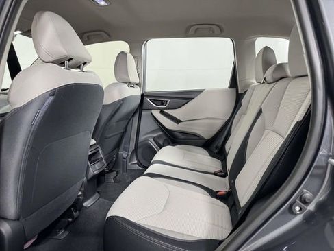 Used 2024 Subaru Forester image 32