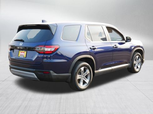 Used 2023 Honda Pilot EX-L image 7