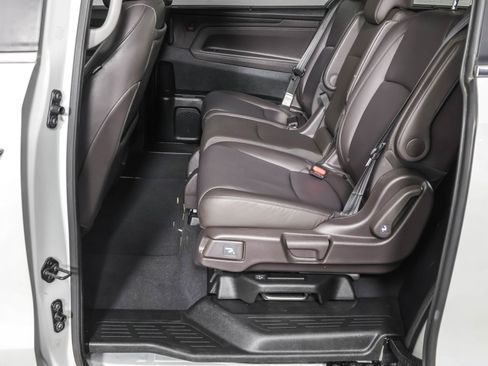 Used 2020 Honda Odyssey Touring image 35