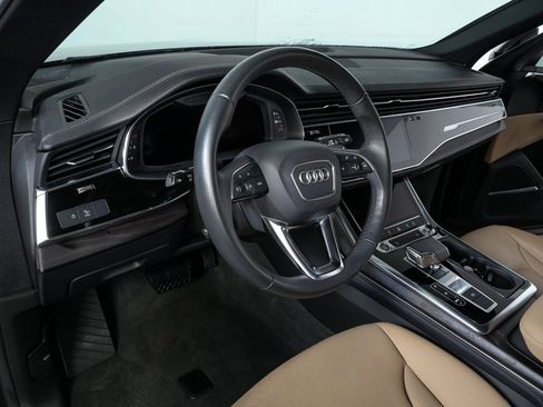 Used 2023 Audi Q8 Premium Plus image 4