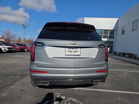 Used 2023 Cadillac XT6 Sport image 7