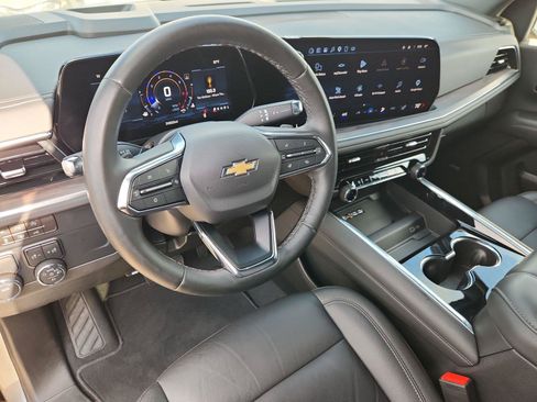 Used 2025 Chevrolet Tahoe LT w/ Comfort Package RWD image 10