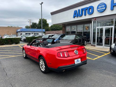 Used 2011 Ford Mustang Premium w/ 202A Rapid Spec Order Code RWD image 15