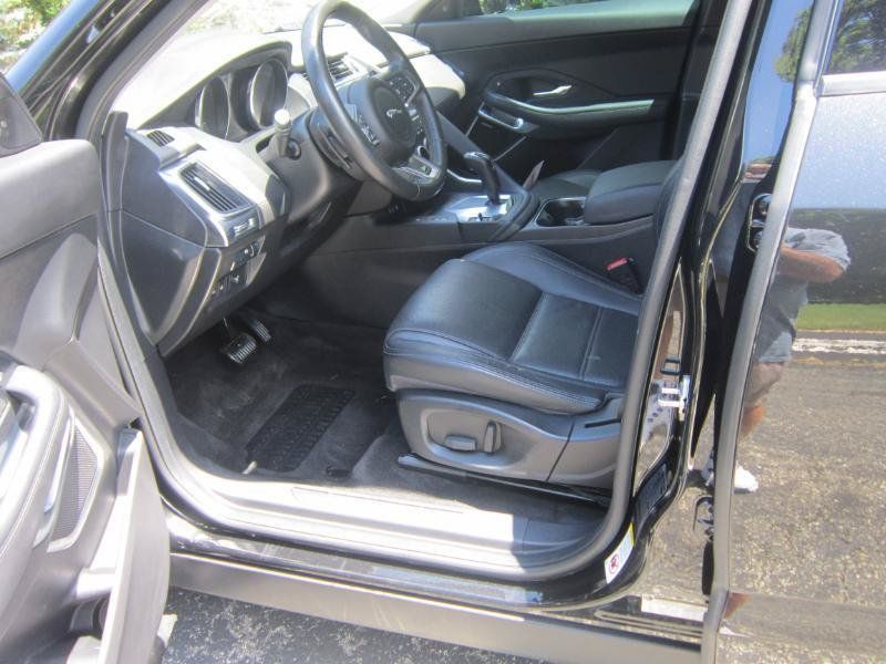 Used 2020 Jaguar E-PACE AWD/4WD image 6