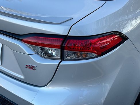 Used 2021 Toyota Corolla SE image 26