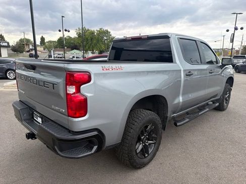Used 2025 Chevrolet Silverado 1500 Custom Trail Boss w/ LPO, Dark Essentials Package AWD/4WD image 8