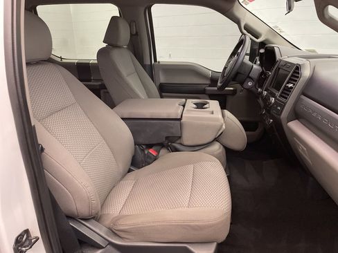 Used 2022 Ford F350 XLT image 43