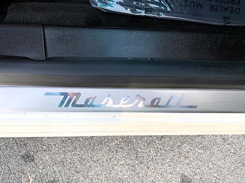 Used 2015 Maserati Ghibli RWD image 46