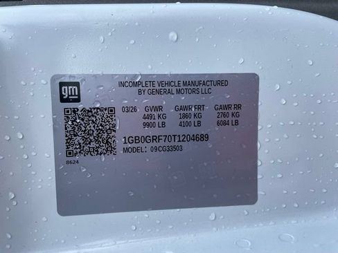 New 2026 Chevrolet Express 3500 w/ Power Convenience Package RWD image 18