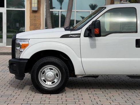 Used 2016 Ford F250 XL w/ Power Equipment Group RWD image 5