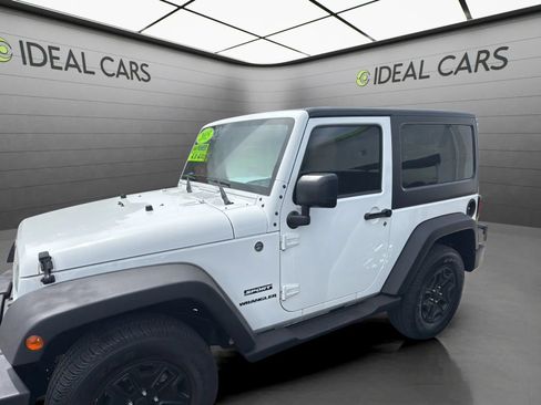 Used 2015 Jeep Wrangler Sport AWD/4WD image 2