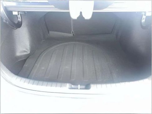 Used 2022 Kia Forte LXS image 5