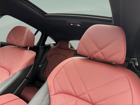 Used 2026 BMW X6 xDrive40i w/ Executive Package AWD/4WD image 26