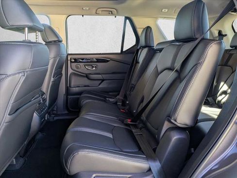 New 2025 Honda Pilot Touring image 16