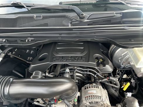 Used 2019 RAM 1500 Limited image 15