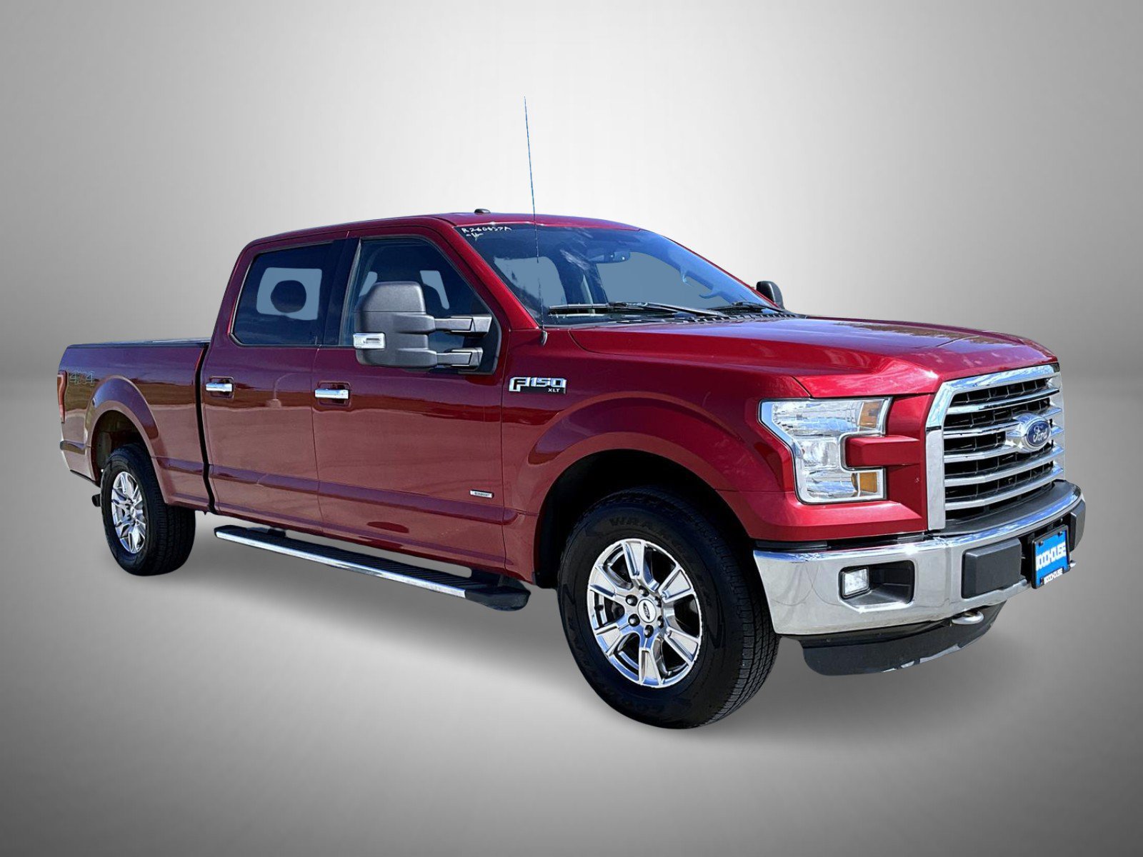 Used 2016 Ford F150 XLT w/ Equipment Group 302A Luxury AWD/4WD image 3