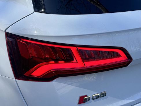 Used 2020 Audi SQ5 Premium Plus w/ Premium Plus Package AWD/4WD image 23