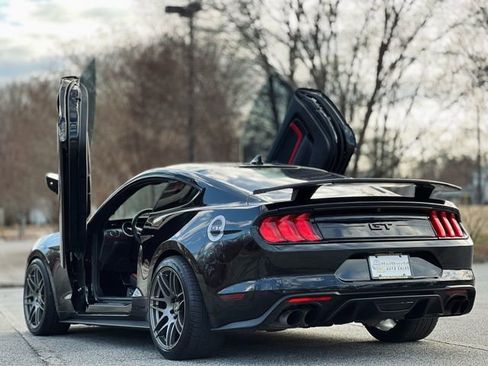 Used 2021 Ford Mustang GT Premium w/ Equipment Group 401A image 7