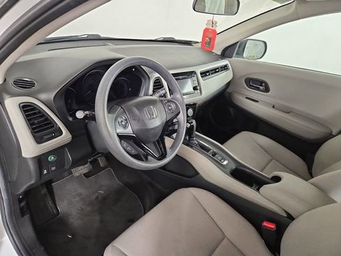 Used 2016 Honda HR-V LX image 14