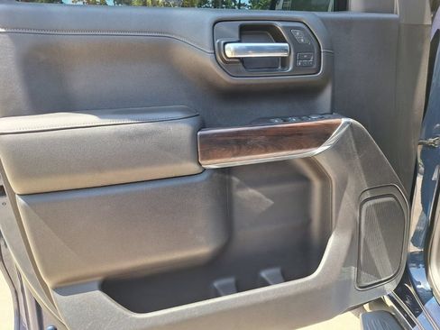 Used 2022 GMC Sierra 1500 SLT RWD image 31