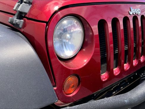Used 2012 Jeep Wrangler Unlimited Sport w/ Connectivity Group AWD/4WD image 29