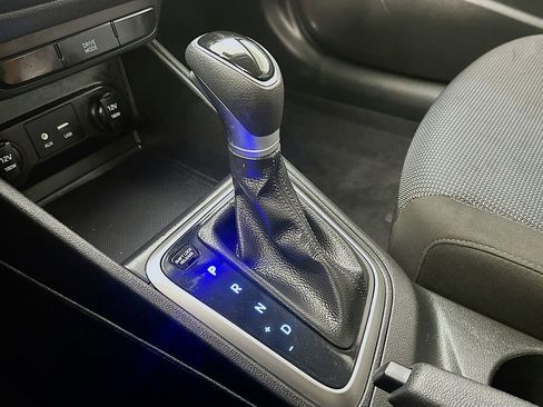 Used 2022 Hyundai Accent SE FWD image 23