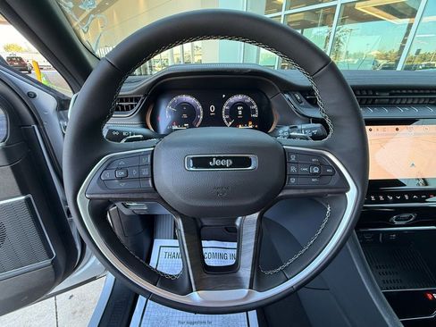 New 2026 Jeep Grand Cherokee Limited image 22