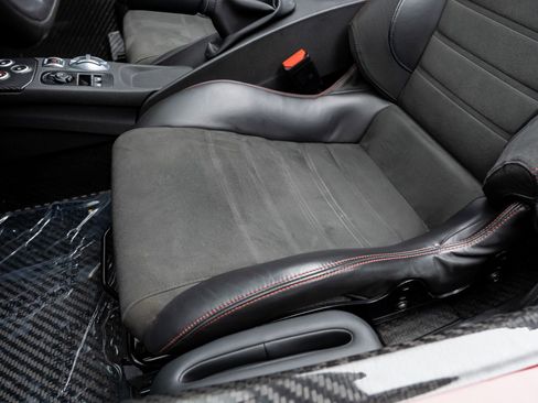 Used 2015 Alfa Romeo 4C Spider w/ Spider Track Package image 30