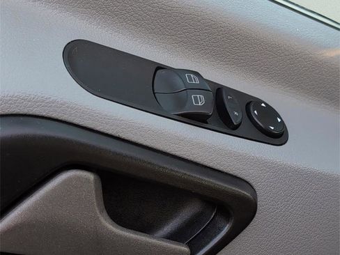 Used 2016 Mercedes-Benz Sprinter 3500 image 16