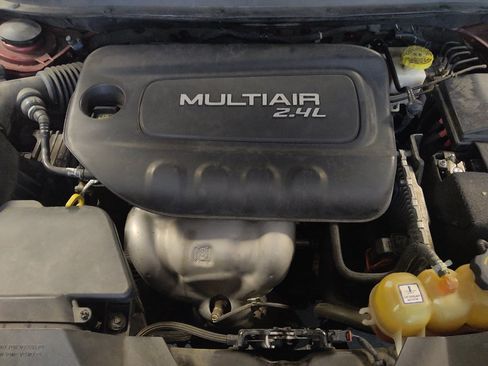 Used 2019 Jeep Cherokee Latitude Plus FWD image 30
