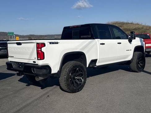 New 2026 Chevrolet Silverado 2500 LT w/ Trail Boss Package AWD/4WD image 3