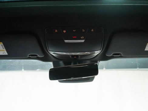 Used 2022 Mercedes-Benz GLC 300 4MATIC image 23