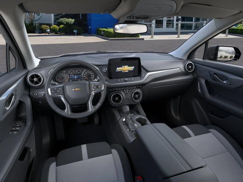 New 2026 Chevrolet Blazer LT w/ Convenience Package FWD image 15