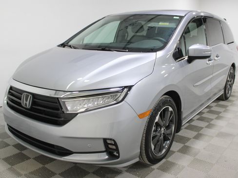 Used 2024 Honda Odyssey Elite image 33