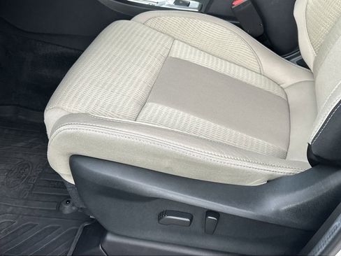 Certified 2025 Subaru Ascent Premium w/ Premium Package image 22